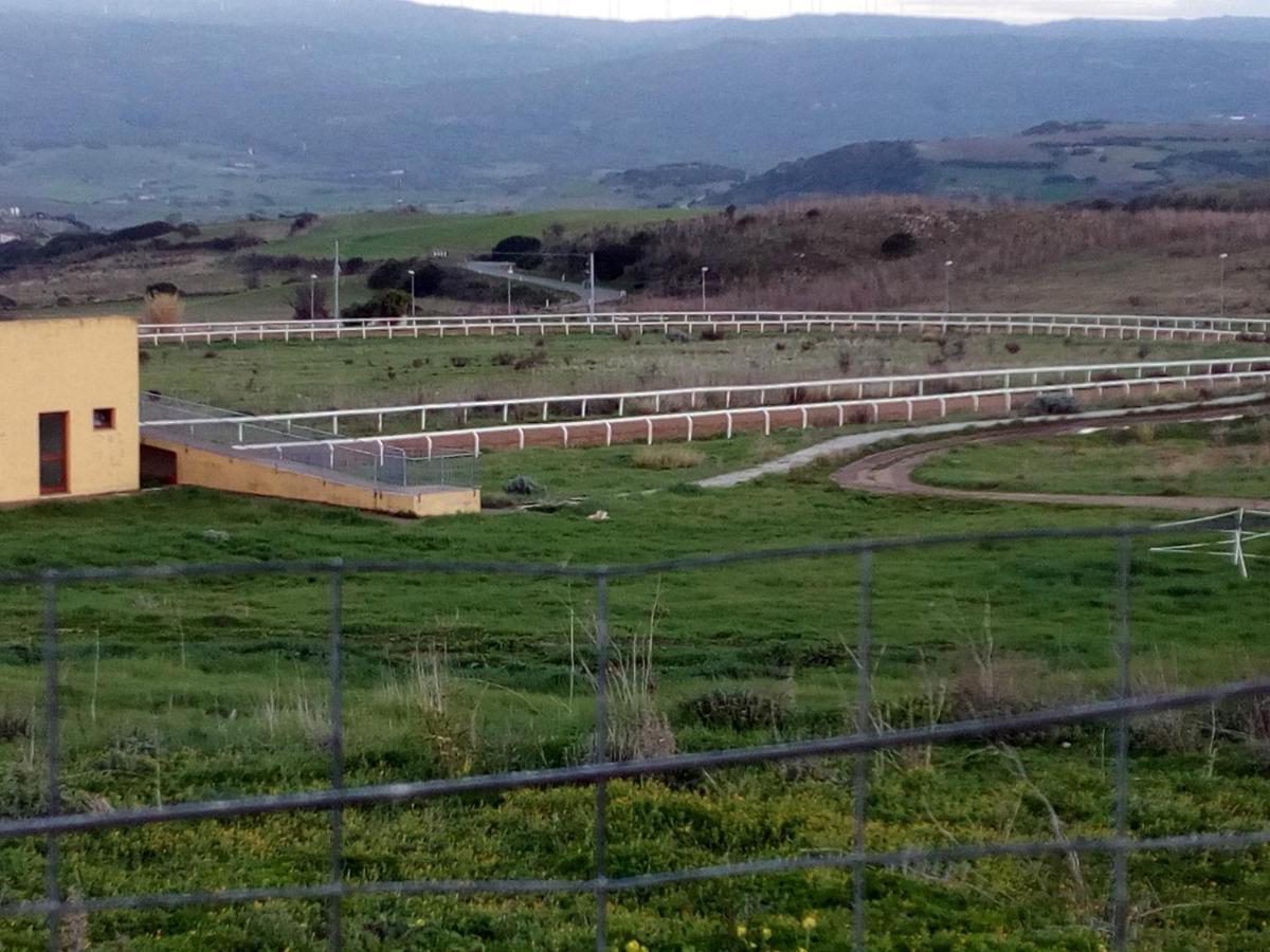 Hotel Bena E Traes Laerru المظهر الخارجي الصورة