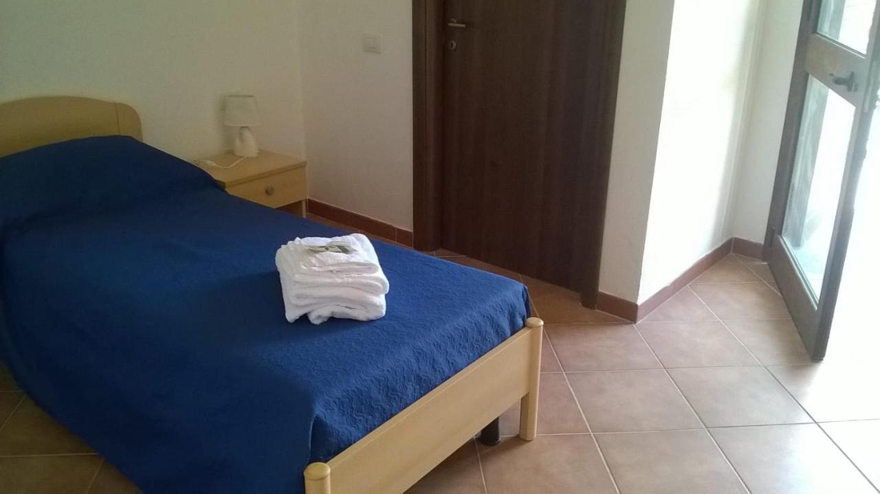 Hotel Bena E Traes Laerru المظهر الخارجي الصورة