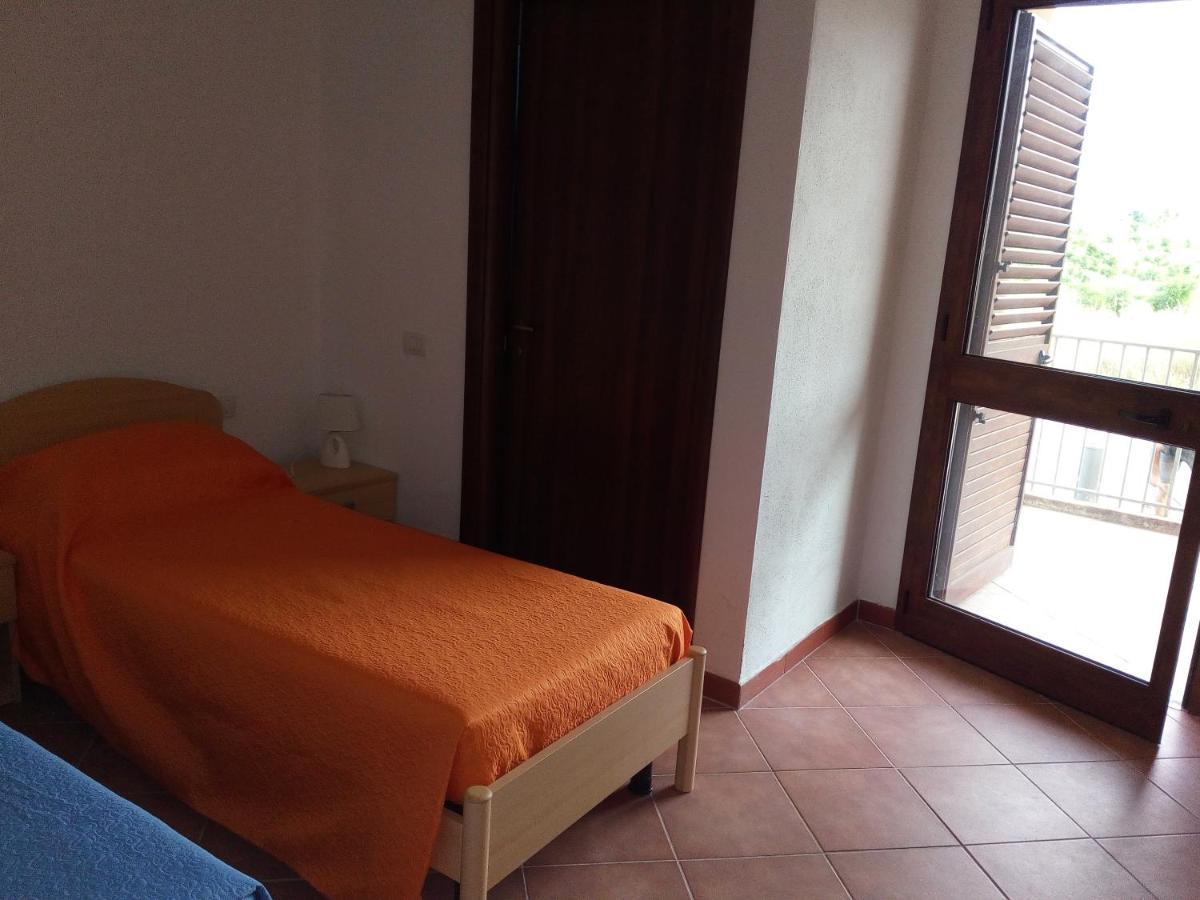Hotel Bena E Traes Laerru المظهر الخارجي الصورة
